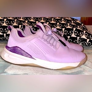 Clove slip-on sneakers